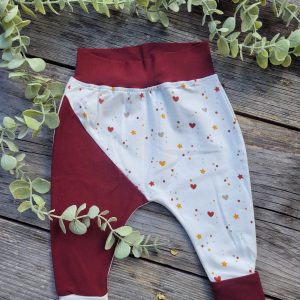 Broekje Rood hartjes